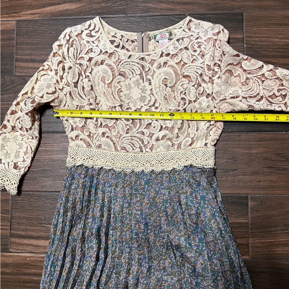 Flying Tomato Women’s Lace Dress 3/4 Sleeve Large Tan Cream Teal - Picture 5 of 10
